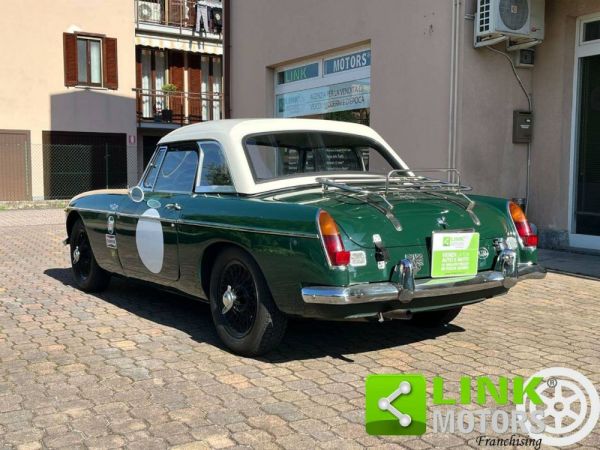 MG MGB 1967 121704