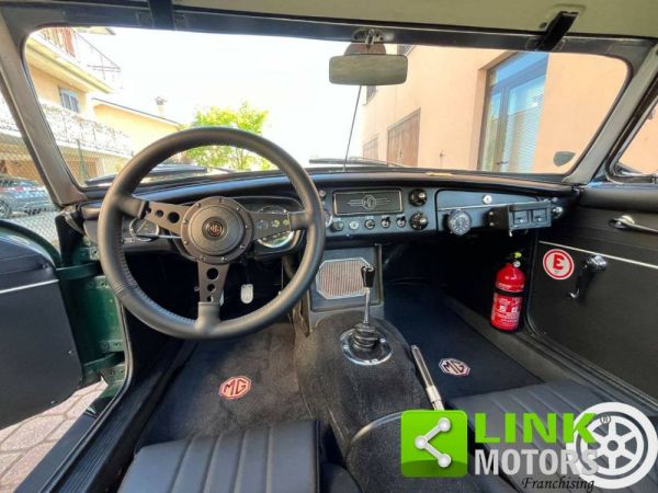MG MGB 1967 121706