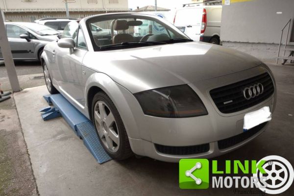 Audi TT 1.8 T quattro 2000
