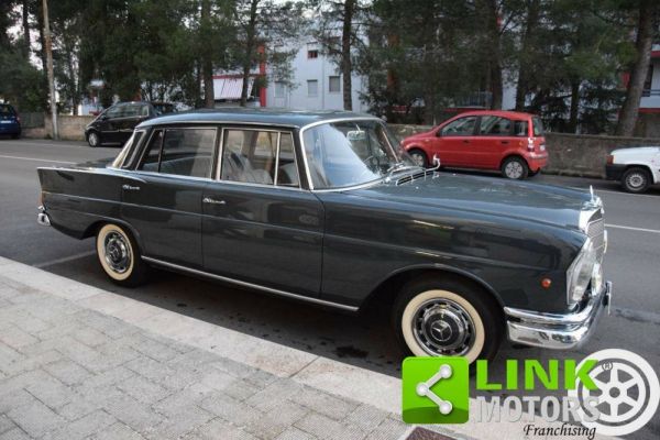 Mercedes-Benz 220 b 1960 123771