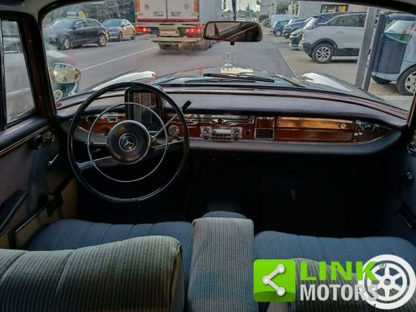 Mercedes-Benz 220 b 1960 123776