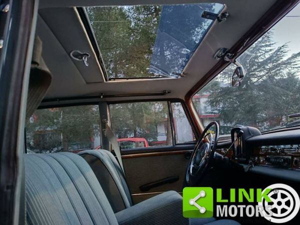 Mercedes-Benz 220 b 1960 123777