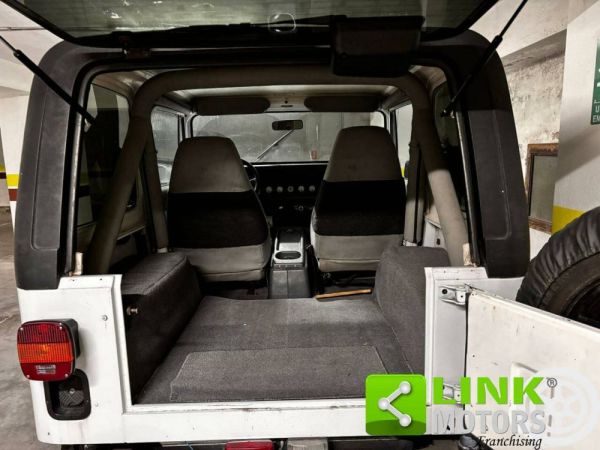 Jeep Wrangler 2.5L 1992 123933