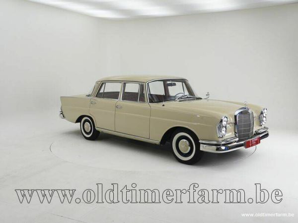 Mercedes-Benz 220 S b 1960 37180