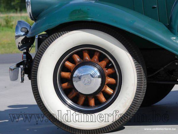 ANDERE Pierce-Arrow - Model 54 Sedan 1932 37600