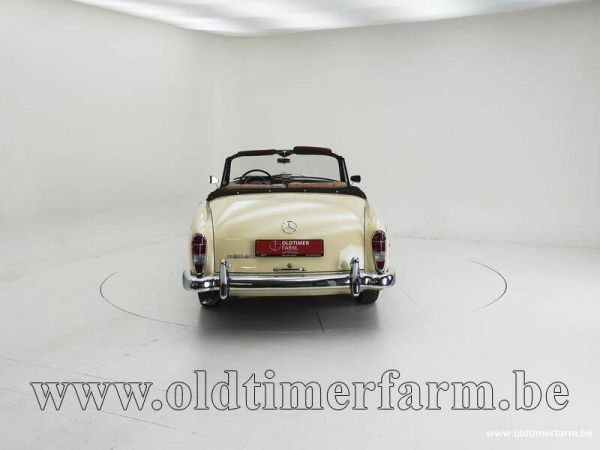 Mercedes-Benz 220 SE b 1961 67519