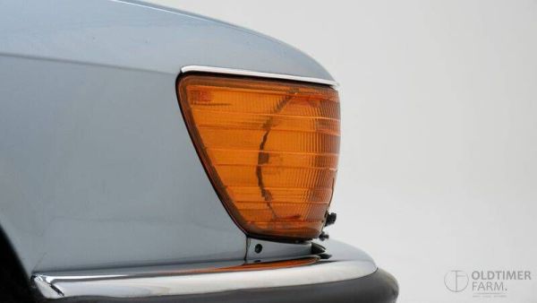 Mercedes-Benz 500 SLC 1981 108216