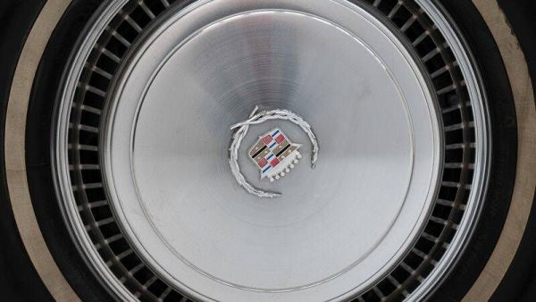 Cadillac Fleetwood Eldorado Coupe 1975 111210