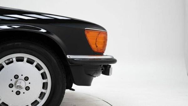 Mercedes-Benz 380 SL 1985 116352