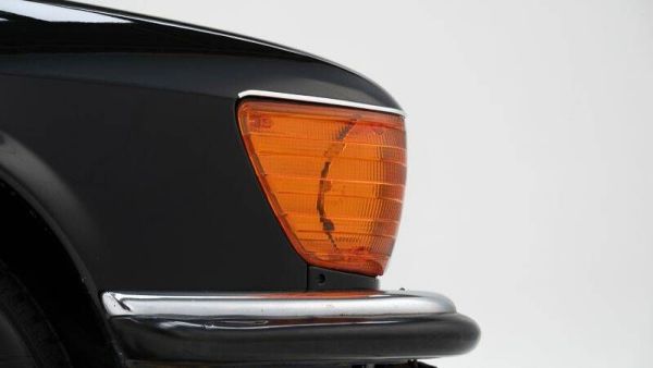 Mercedes-Benz 380 SL 1985 116353