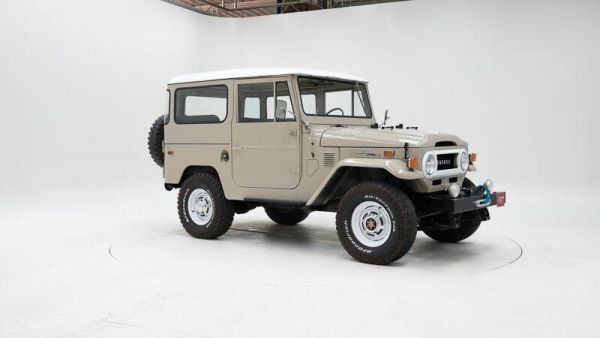 Toyota Land Cruiser FJ 40 1972 118344
