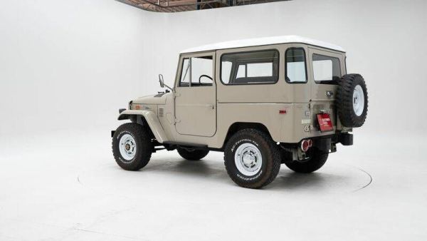 Toyota Land Cruiser FJ 40 1972 118345