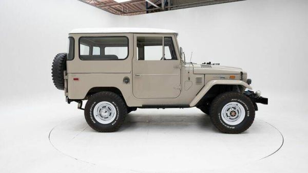Toyota Land Cruiser FJ 40 1972 118350