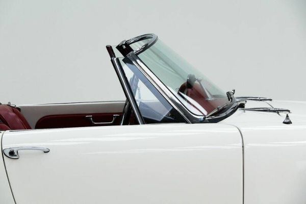 Alfa Romeo Giulia 1600 Spider Veloce 1965 118475