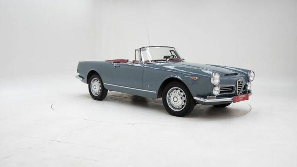 Alfa Romeo 2600 Spider 1965 120327