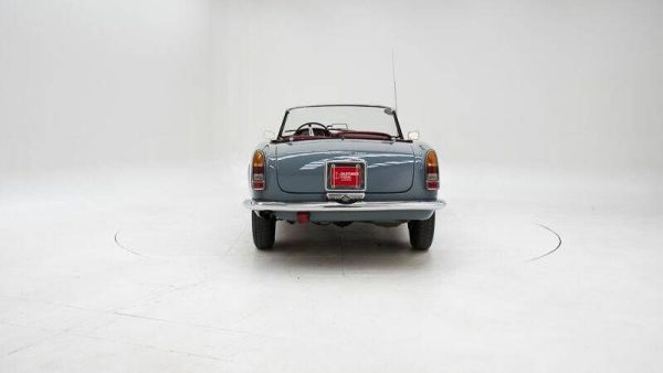 Alfa Romeo 2600 Spider 1965 120331