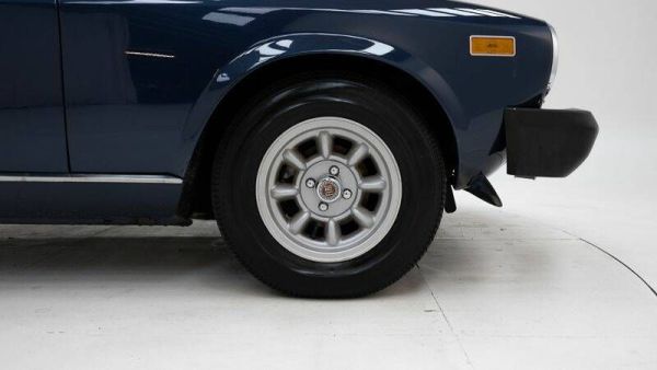 Fiat 124 Spider CS2 1979 120827