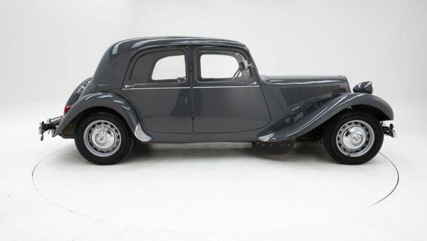 Citroën Traction Avant 11 BL 1950 120846