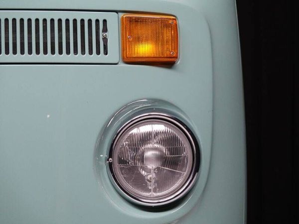 Volkswagen T2b minibus 1978 120862