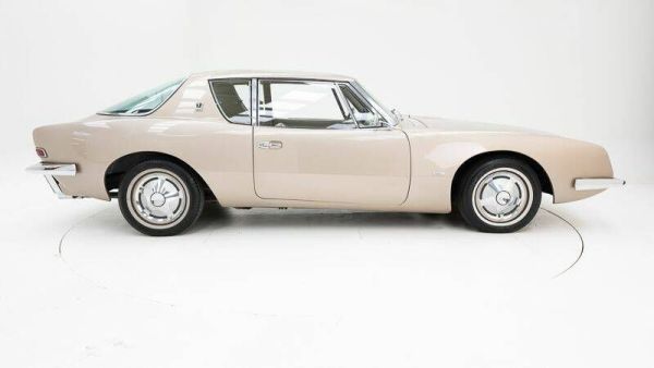 Studebaker Avanti 1963 121003