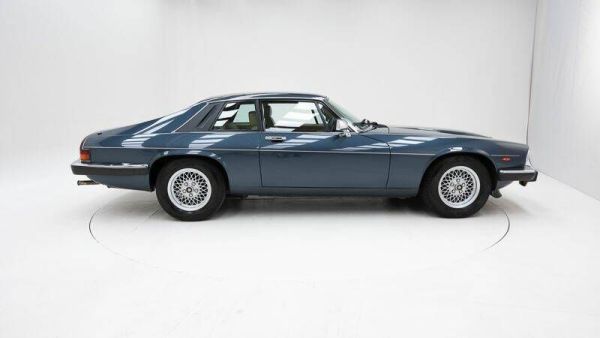 Jaguar XJRS 6.0 1990 121015
