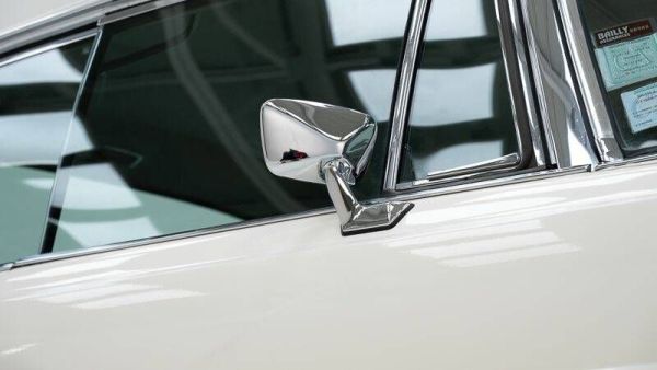 Mercedes-Benz 280 SE 1968 121395