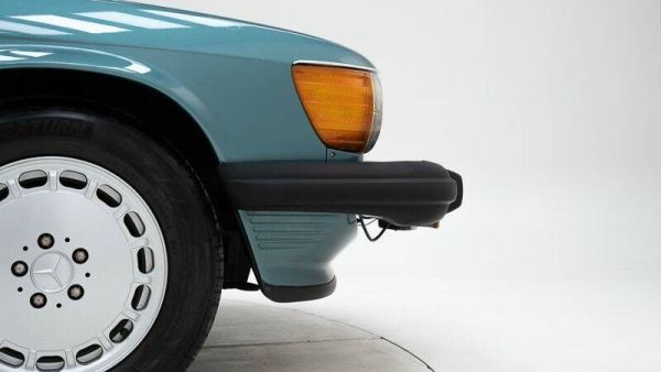 Mercedes-Benz 560 SL 1987 121433