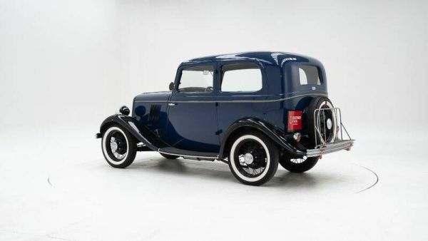 Ford Model Y 1932
