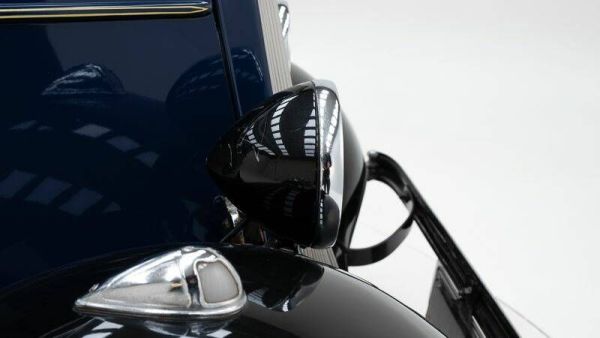 Ford Model Y 1932 121479