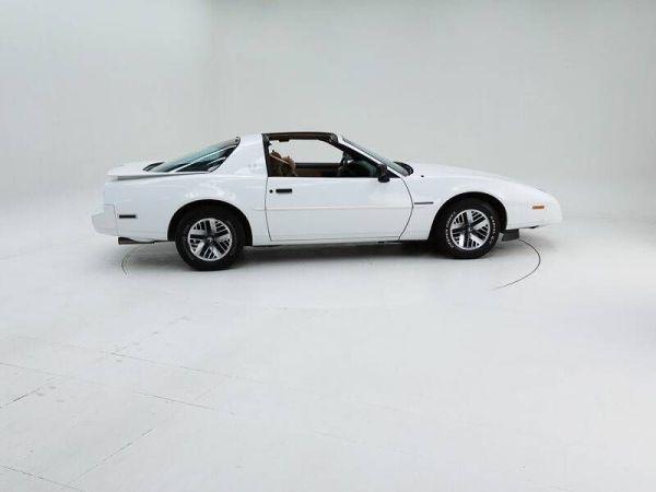 Pontiac Firebird TransAm 1990 123564