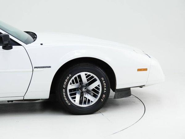 Pontiac Firebird TransAm 1990 123568