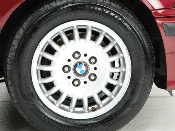 BMW 318i 1995 129441
