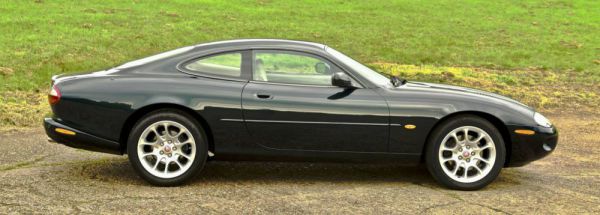 Jaguar XKR 2000 43053