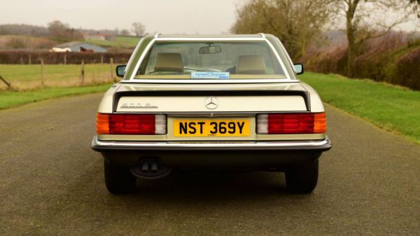 Mercedes-Benz 500 SL 1983 43080