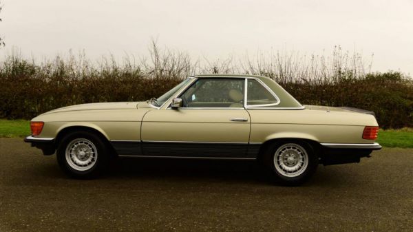 Mercedes-Benz 500 SL 1983 43081