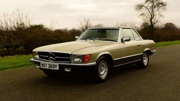Mercedes-Benz 500 SL 1983 43082
