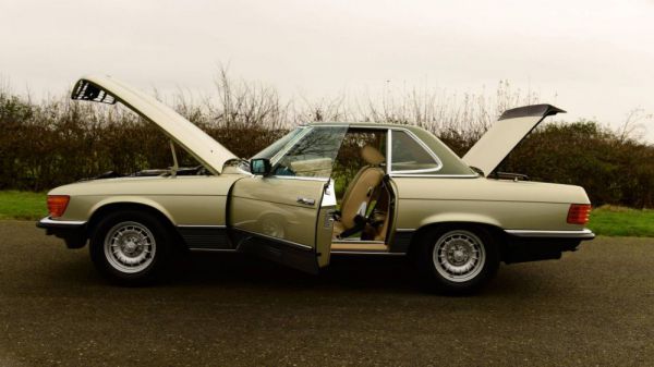 Mercedes-Benz 500 SL 1983 43087