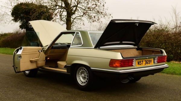 Mercedes-Benz 500 SL 1983 43091