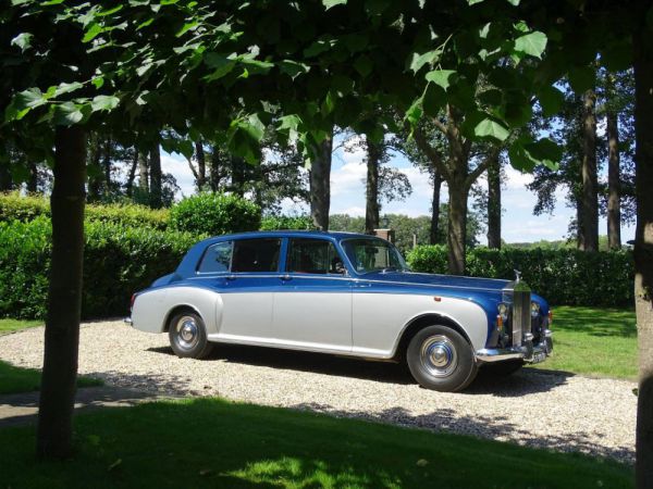 Rolls-Royce Phantom VI 1900 43850