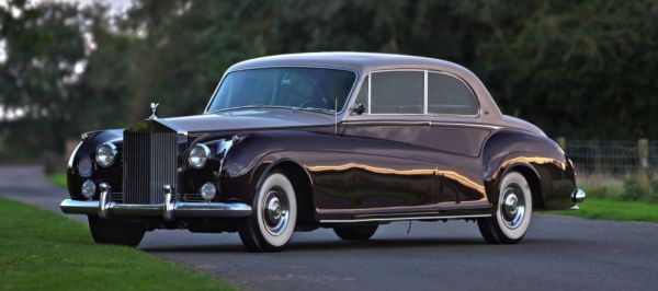 Rolls-Royce Phantom V 1900 45071