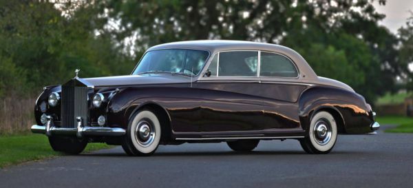 Rolls-Royce Phantom V 1900 45072