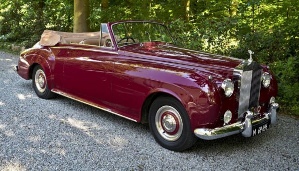 Rolls-Royce Silver Cloud I Mulliner 1900 45073