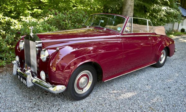Rolls-Royce Silver Cloud I Mulliner 1900 45079