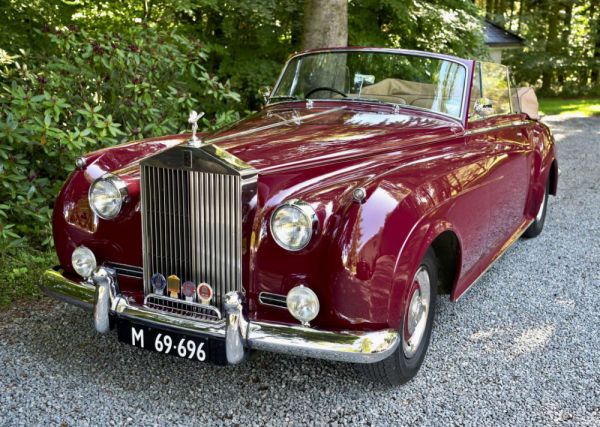 Rolls-Royce Silver Cloud I Mulliner 1900 45080
