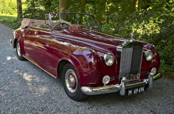 Rolls-Royce Silver Cloud I Mulliner 1900 45086