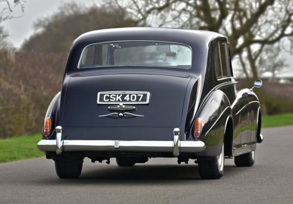 Rolls-Royce Phantom V 1961 45681