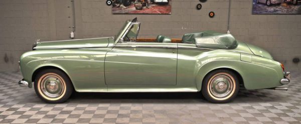 Bentley S3 Mulliner Park Ward DHC 1963 66110