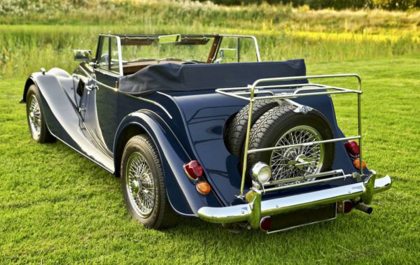 Morgan Plus 4 1954 105396