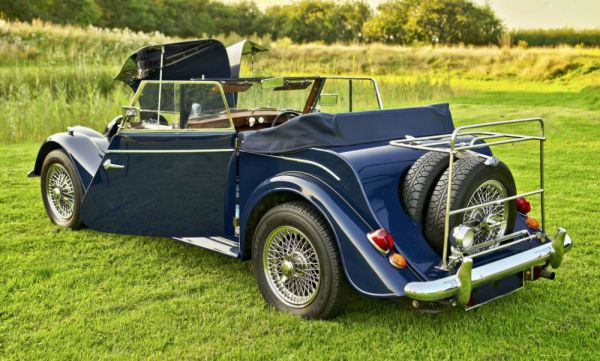 Morgan Plus 4 1954 105405