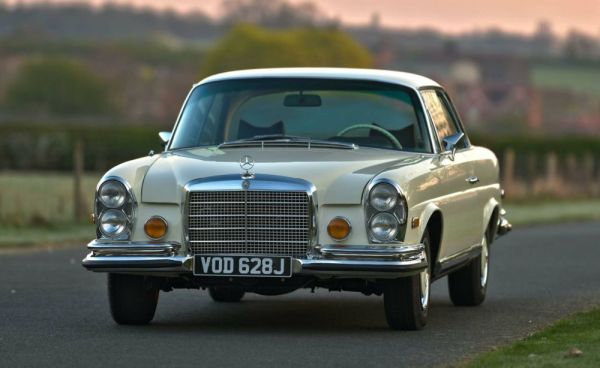 Mercedes-Benz 280 SE 1971 121172